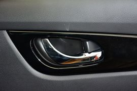 2016款日产逍客2.0L