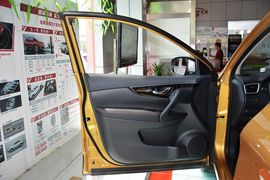 2016款日产逍客2.0L