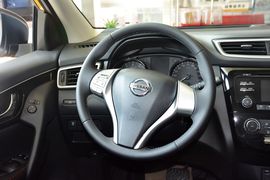 2016款日产逍客2.0L
