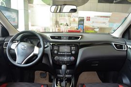 2016款日产逍客2.0L