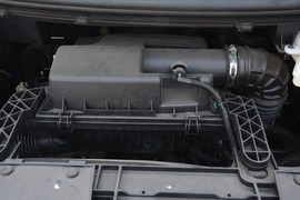 2016款福特途睿欧2.0T手动精英版