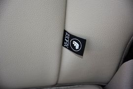 2016款福特途睿欧2.0T手动精英版