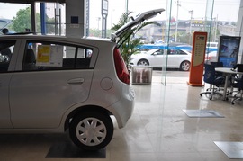 2010款雪佛兰新赛欧两厢1.4L