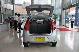 2010款雪佛兰新赛欧两厢1.4L