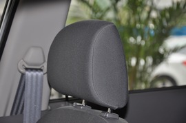 2010款雪佛兰新赛欧两厢1.4L