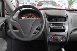 2010款雪佛兰新赛欧两厢1.4L