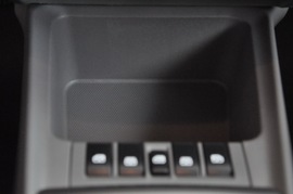 2010款雪佛兰新赛欧两厢1.4L