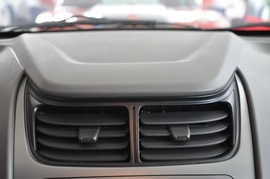 2010款雪佛兰新赛欧两厢1.4L