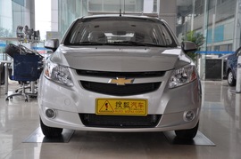 2010款雪佛兰新赛欧两厢1.4L