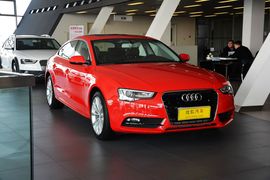 2016款奥迪A5掀背45TFSI舒适型
