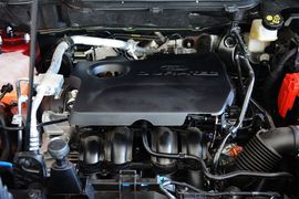 2016款福特翼搏1.5L自动运动典藏版
