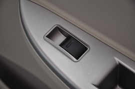 2010款比亚迪G3智能版1.8L自动豪雅型