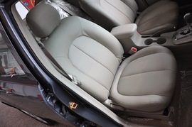 2010款比亚迪G3智能版1.8L自动豪雅型