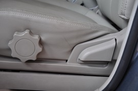 2010款比亚迪G3智能版1.8L自动豪雅型