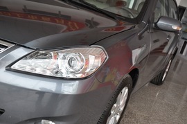 2010款比亚迪G3智能版1.8L自动豪雅型