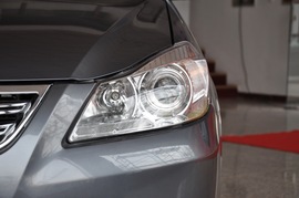 2010款比亚迪G3智能版1.8L自动豪雅型