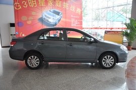 2010款比亚迪G3智能版1.8L自动豪雅型