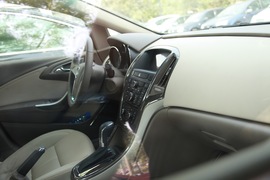 2010款别克英朗GT