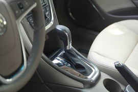 2010款别克英朗GT