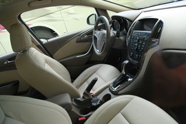 2010款别克英朗GT