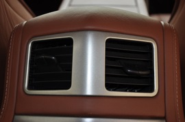 2010款阿斯顿马丁Rapide