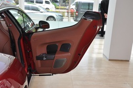 2010款阿斯顿马丁Rapide