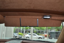 2010款阿斯顿马丁Rapide