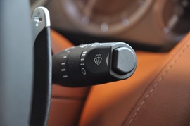 2010款阿斯顿马丁Rapide