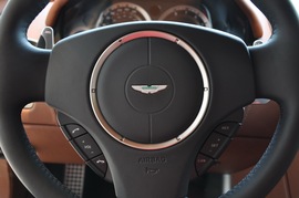 2010款阿斯顿马丁Rapide