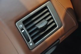 2010款阿斯顿马丁Rapide