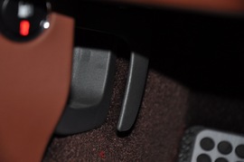 2010款阿斯顿马丁Rapide