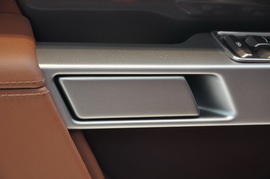 2010款阿斯顿马丁Rapide