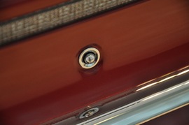 2010款阿斯顿马丁Rapide