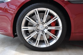 2010款阿斯顿马丁Rapide