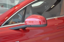 2010款阿斯顿马丁Rapide