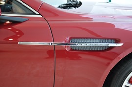 2010款阿斯顿马丁Rapide