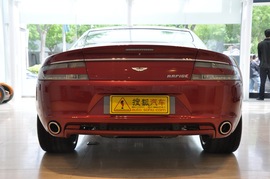 2010款阿斯顿马丁Rapide