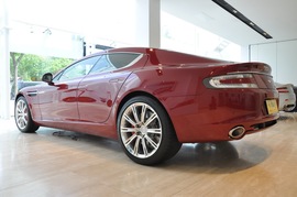 2010款阿斯顿马丁Rapide