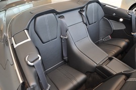 2010款阿斯顿马丁DBS