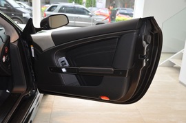 2010款阿斯顿马丁DBS