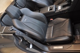 2010款阿斯顿马丁DBS