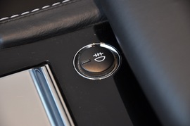 2010款阿斯顿马丁DBS