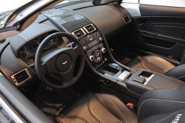 2010款阿斯顿马丁DBS