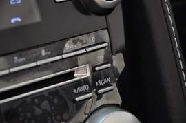 2010款阿斯顿马丁DBS