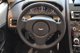 2010款阿斯顿马丁DBS