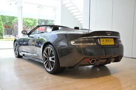 2010款阿斯顿马丁DBS