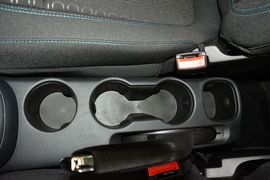 2016款雪佛兰创酷1.4T手动两驱舒适天窗版