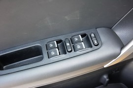 2016款奇瑞瑞虎3