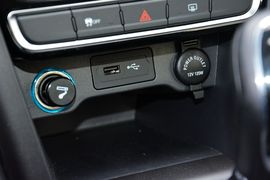 2016款奇瑞瑞虎3