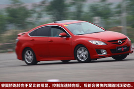 2010款马自达睿翼轿跑对比思铂睿